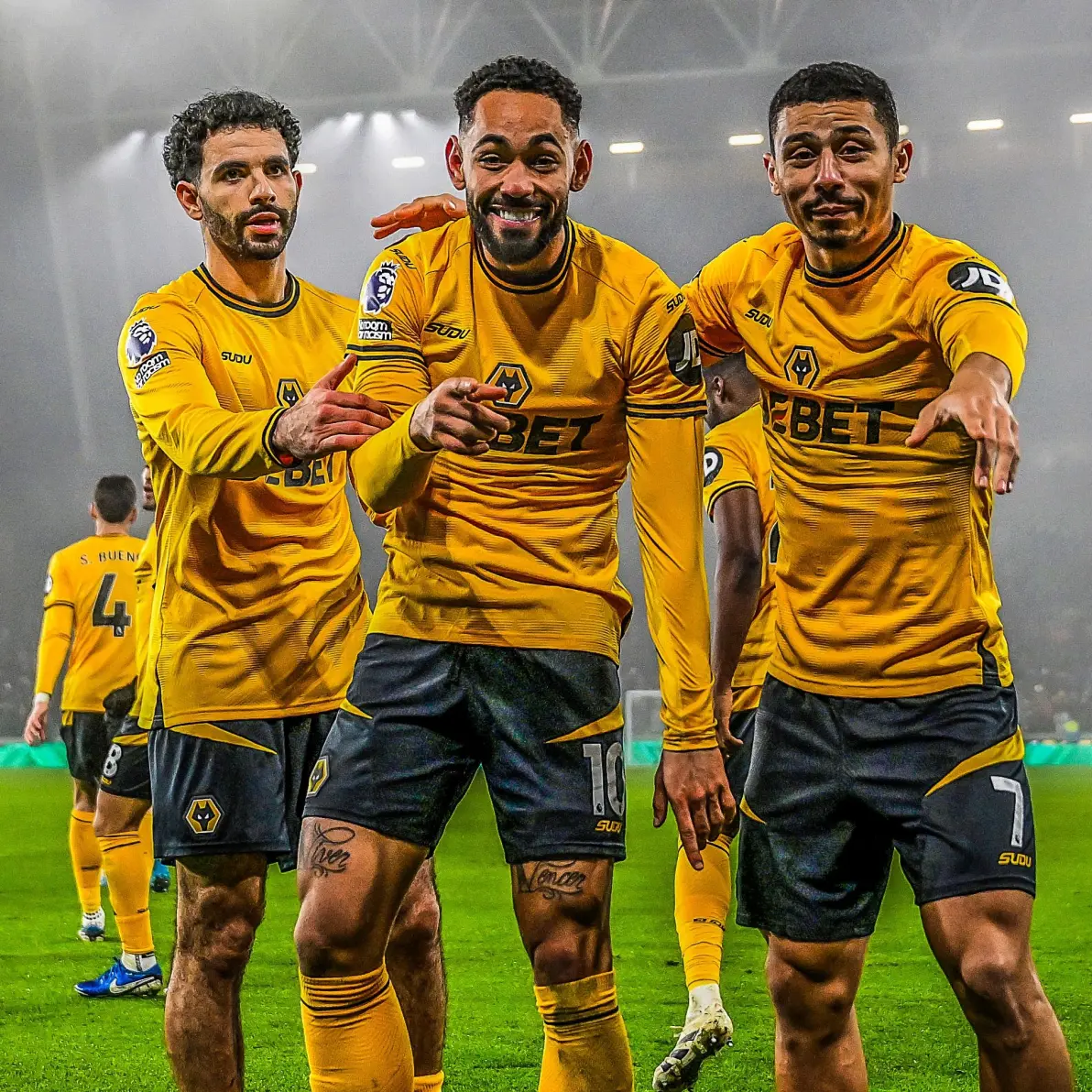  76人的主帅纳斯和球员乌布雷各罚5万美元 -雷速娱乐网站