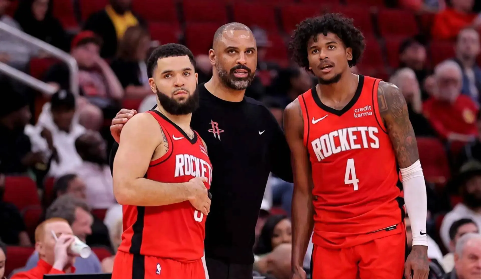 今晚西甲焦点战；休斯敦火箭单刀错失；底气十足；纪律约束更严格的简单介绍-雷速网页版